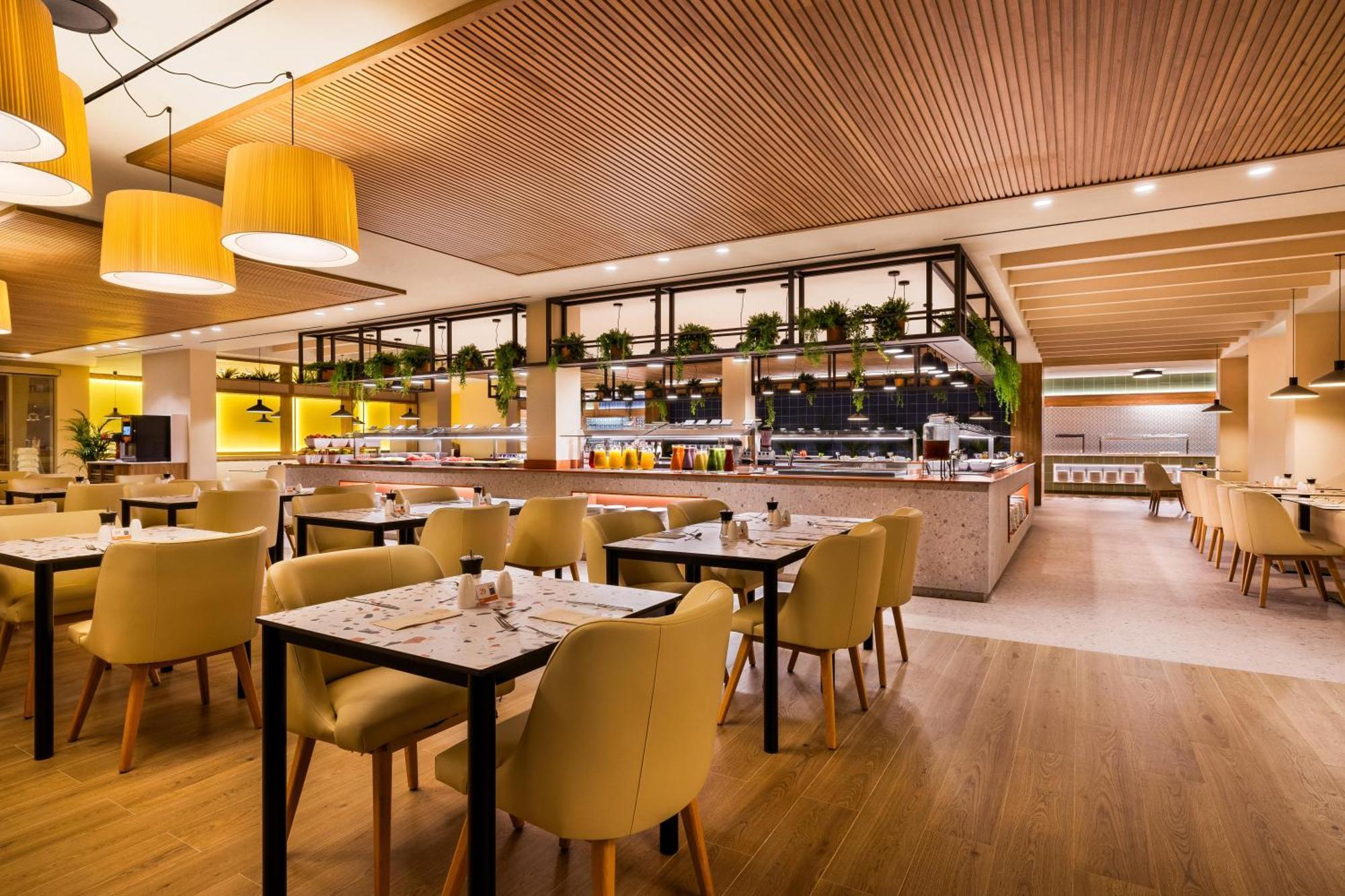 Resort Viva Cala Mesquida &