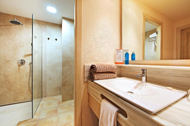 Viva Cala Mesquida & 4* Cala Mesquida (Mallorca)
